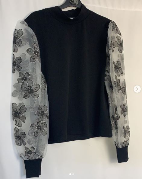 Floral Puff Sleeve Turtle Neck